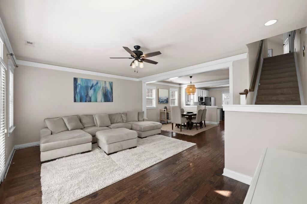 Сasa de vacaciones 3br/3.5bath Uptown Aloft House. *